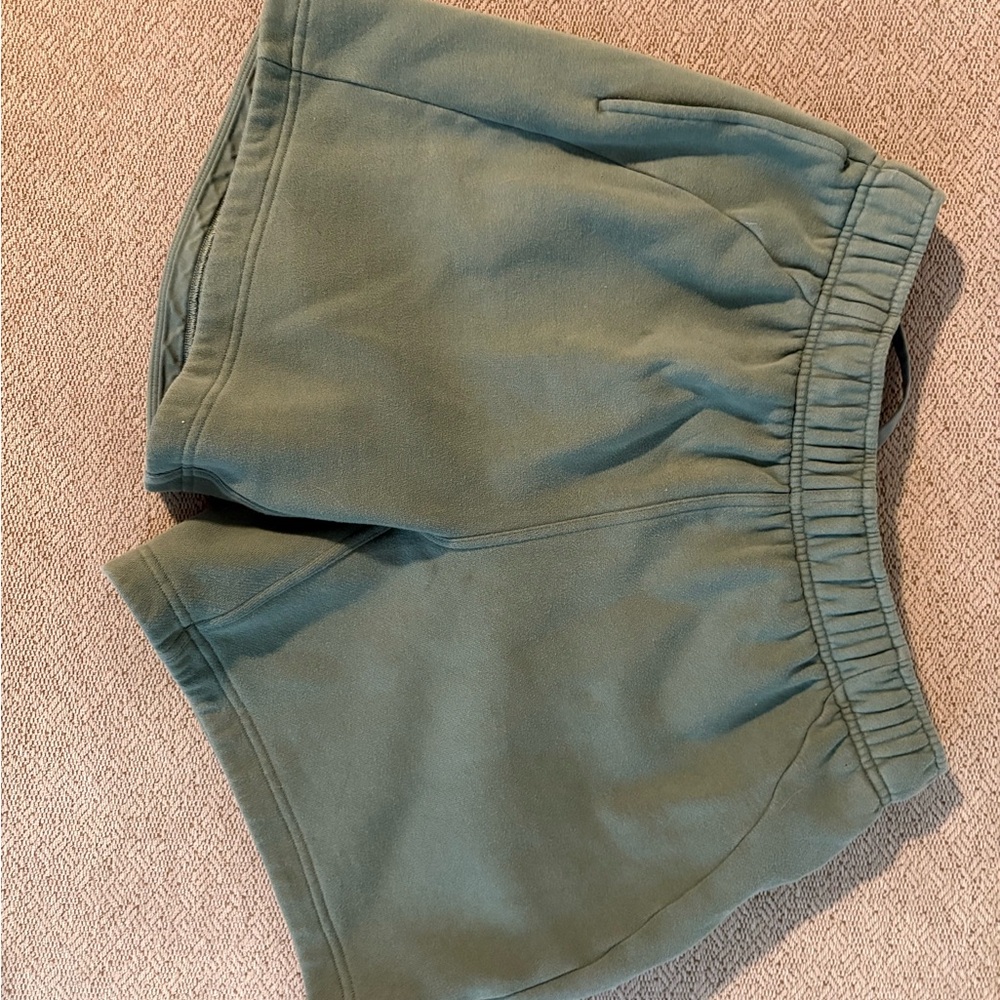 Lululemon Women's Green Shorts